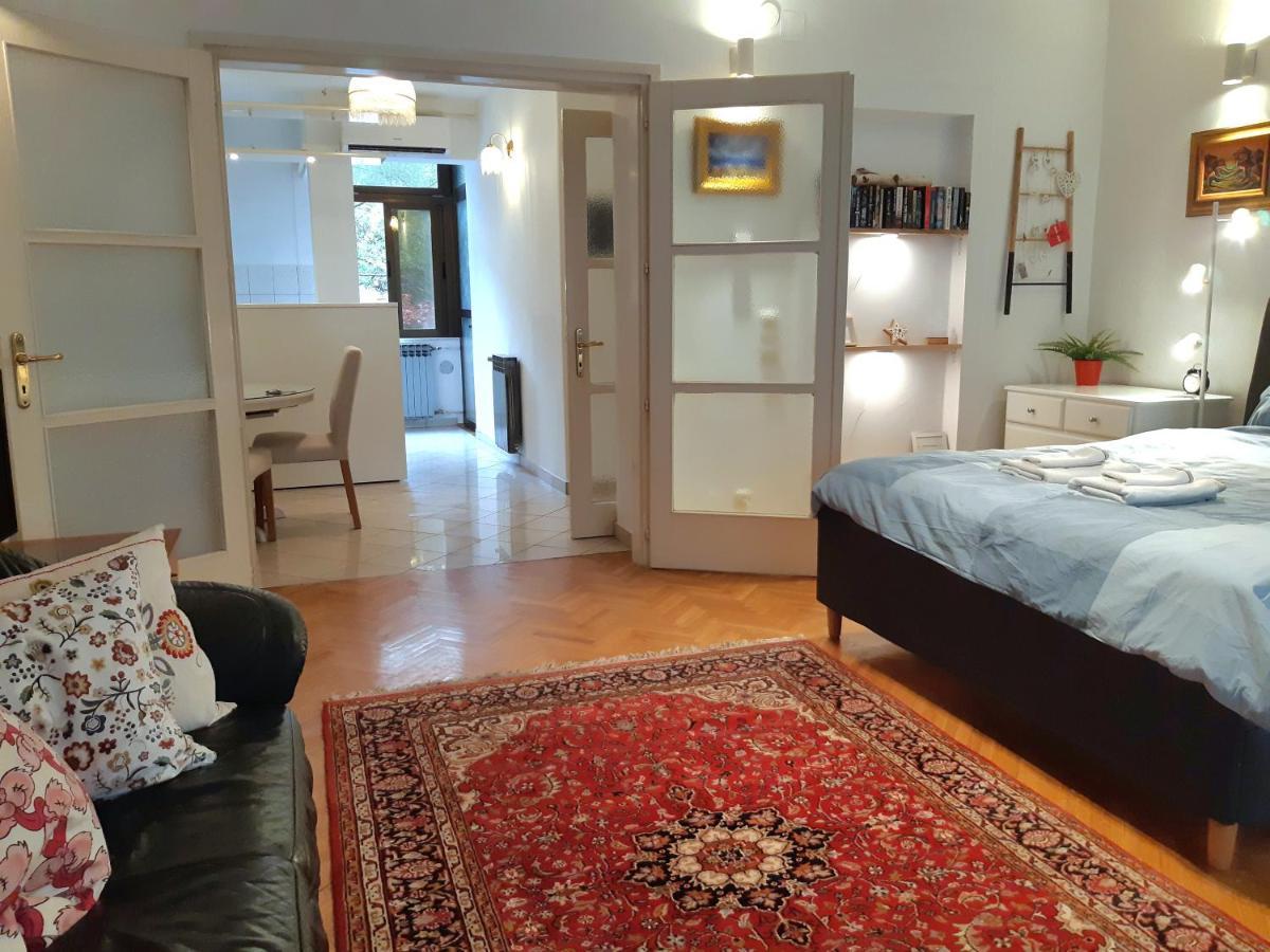 My Miracle Apartment 萨格勒布 外观 照片