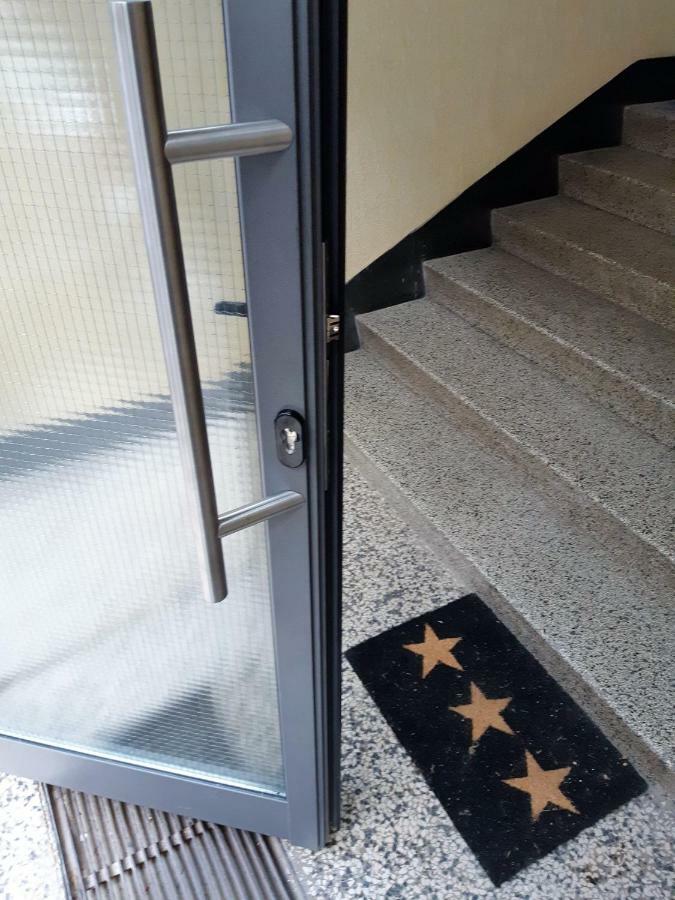 My Miracle Apartment 萨格勒布 外观 照片